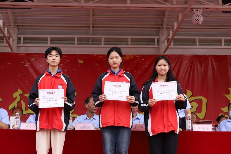 常德德才科技職業(yè)學(xué)校,常德招生就業(yè),電子商務(wù)專業(yè)學(xué)校,專業(yè)學(xué)校報(bào)考哪里好 常德德才科技職業(yè)學(xué)校,常德招生就業(yè),電子商務(wù)專業(yè)學(xué)校,專業(yè)學(xué)校報(bào)考哪里好
